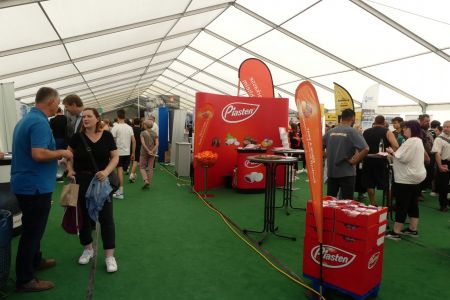 Messefoto, innen Piastenstand